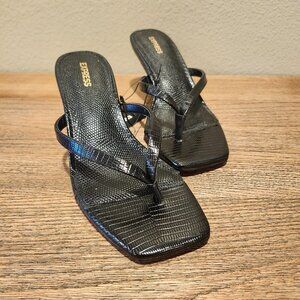 Express square toe heel